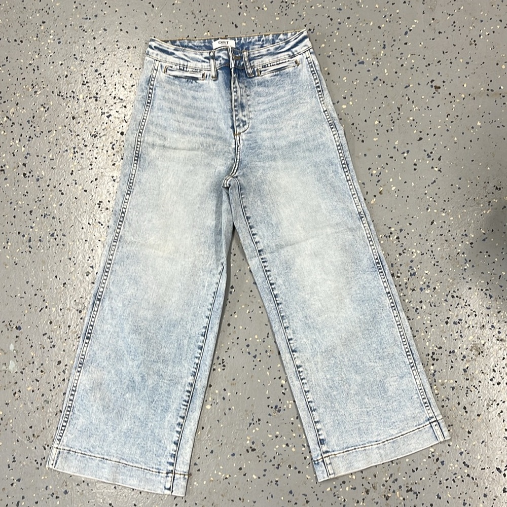 Oat New York Light Wash Wide Leg Jeans